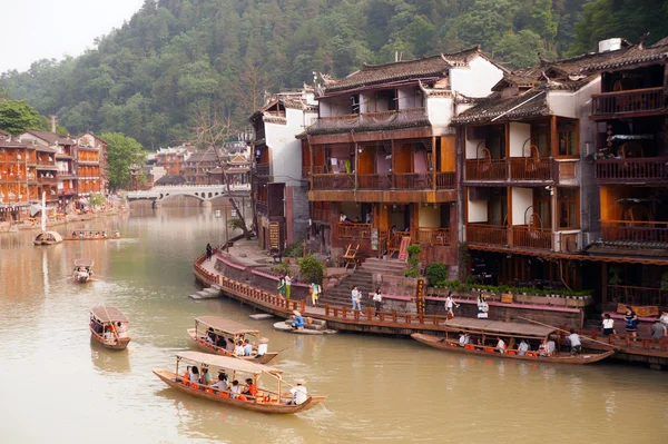 Άποψη της αρχαίας πόλης Fenghuang. — Φωτογραφία Αρχείου