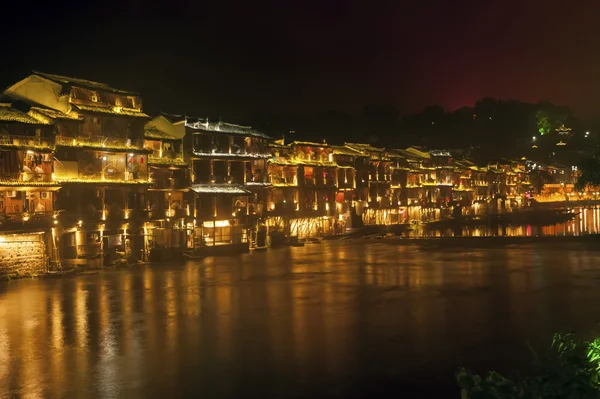 Night scene at Fenghuang ancient city. — Stock Photo, Image