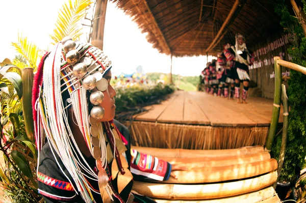 Hill tribe dancing in Akha Swing Festival. — Stock fotografie
