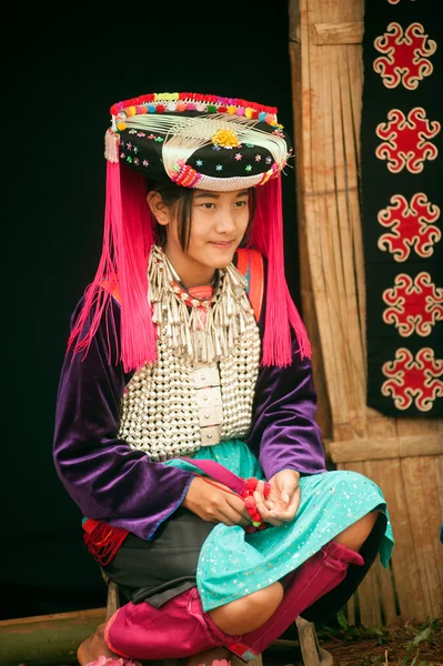 Portrait of Lisu minority hill tribe in Thailand. — Stock fotografie