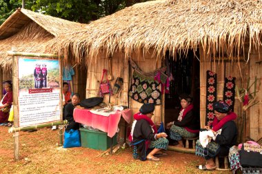 Mein tepe kabile nakış geleneksel kıyafet Tayland.