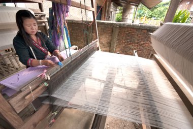Lua tepe kabile azınlık tezgah Tayland ile dokuma.
