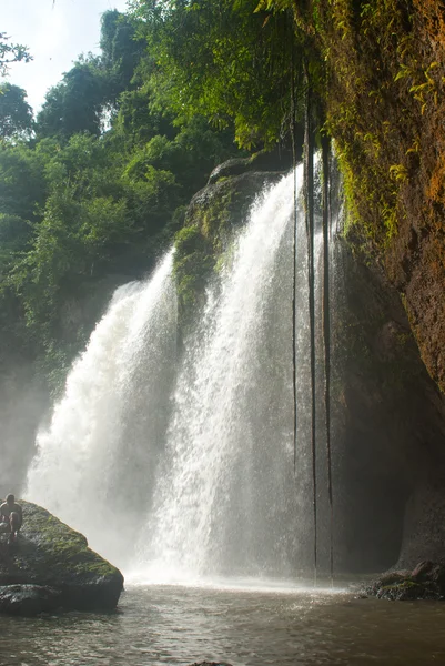Haew Suwat waterfall in Khao Yai National park,Thailand — Stock Photo, Image