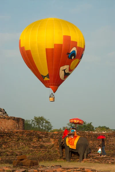 Balão de ar quente na Tailândia Festival Internacional de Balão 2009 . — Fotografia de Stock