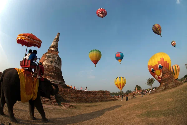 2009 년 태국 국제 풍선 축제 열기구. — 스톡 사진