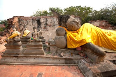 Antik Feeding Buda Wat Puthai Sawan Tapınak.