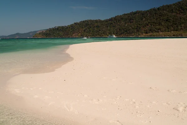 Plaży na Koh Similan jest piękna wyspa na Morzu Andamańskim, południowej Tajlandii — Zdjęcie stockowe