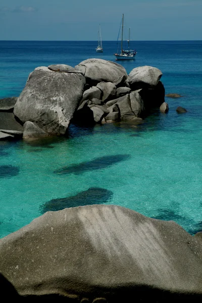 Similan szigeten Andaman-tengerben, Thaiföld déli részén. — Stock Fotó