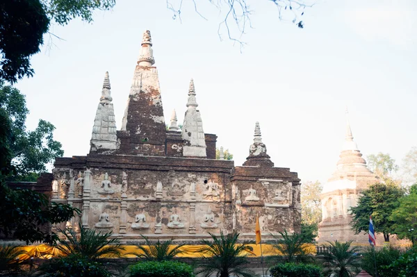 Le Maha Chedi du temple Wat Chet Yot à Chaing Mai, Thaïlande . — Photo