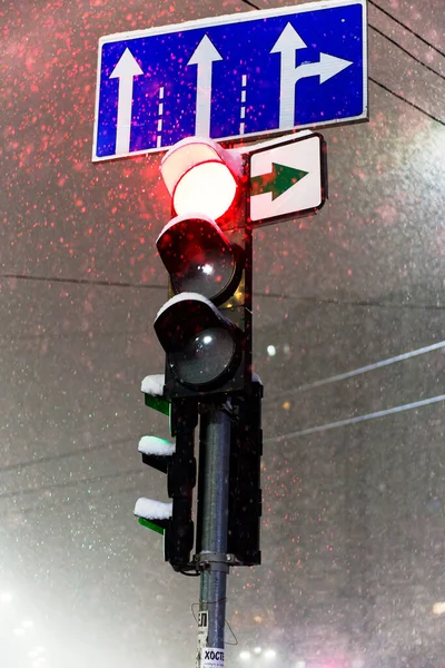 Червоне Світлофор Дорозі — стокове фото