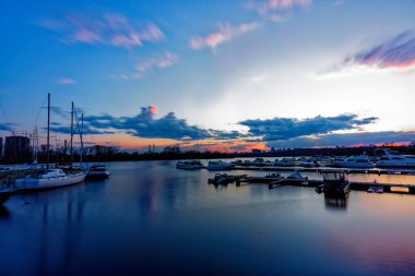 Gün batımı uzun bir pozda