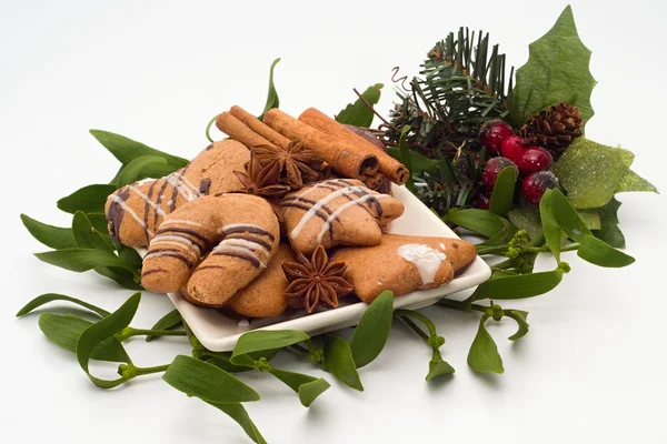 Weihnachtsplätzchen und Gewürze — Stockfoto