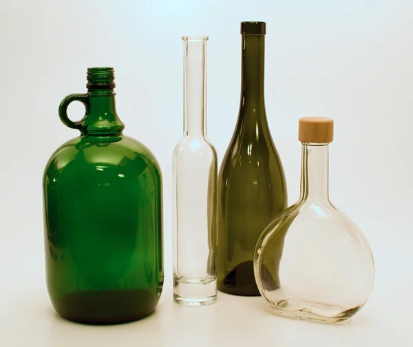 Glasflaskor av olika former — Stockfoto