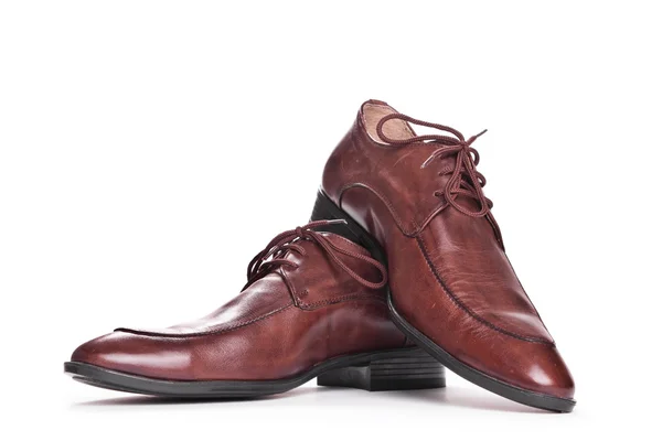 Mannen die schoenen bruin elegantie geïsoleerd op witte achtergrond — Stockfoto