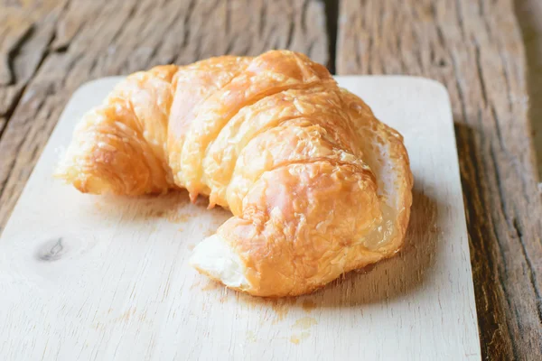 Croissants recién horneados —  Fotos de Stock