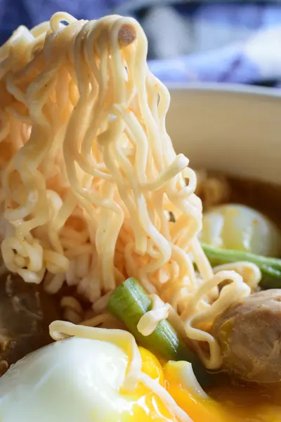 Chinese noodles with minced pork and egg — Stock Photo, Image