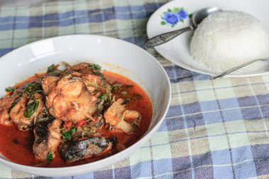 Santed yemek balık biber yapıştır ile