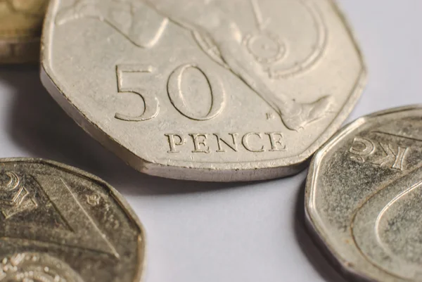İzole 50 peni bozuk para