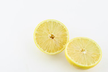taze limon izole