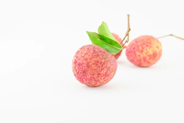 Frutto Litchi rosso isolato — Foto Stock