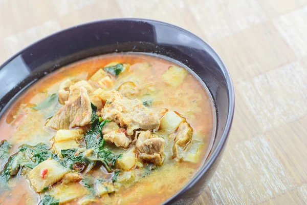 Curry de porc dans le lait de coco — Photo