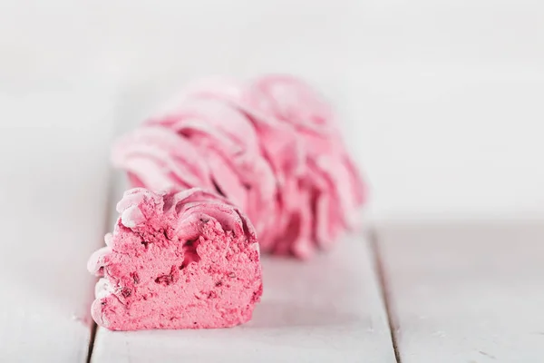 Marshmallow Rosa Apetitoso Uma Mesa Madeira Conceito Beber Chá Confeitaria — Fotografia de Stock