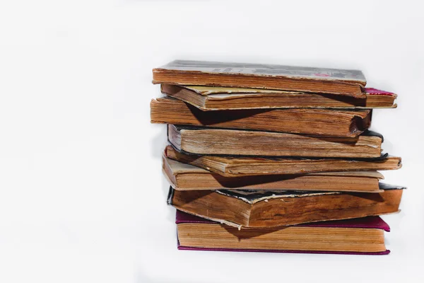 Beyaz arkaplan üzerine kitaplar