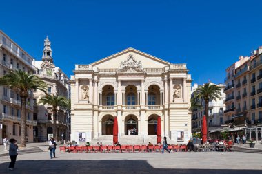 Toulon, Fransa - 24 Mart 2019: Toulon Operası (Fransızca: Opera de Toulon), Fransa 'nın en büyük ikinci opera binasıdır..
