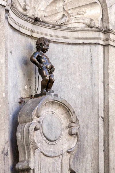 Manneken Pis Een Bronzen Beeldhouwwerk Uit 17E Eeuw Brussel — Stockfoto