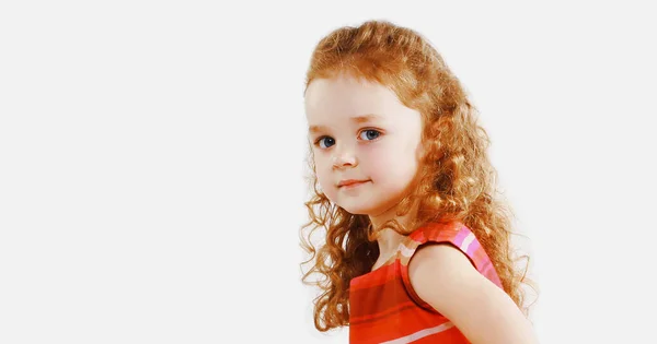 Retrato Close Menina Criança Sobre Fundo Branco — Fotografia de Stock