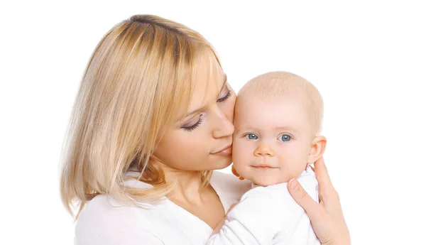 Retrato Feliz Madre Sonriente Lindo Bebé Sobre Fondo Blanco — Foto de Stock