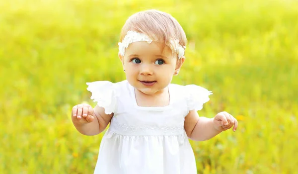 Summer Portrait Cheerful Baby Sunny Day — Stock Photo, Image