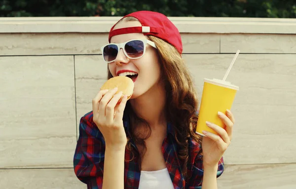 Portrait Happy Smiling Young Woman Burger Cup Juice Fast Food — Stock Photo, Image