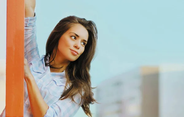 Summer Portrait Beautiful Young Brunette Woman City — Stock Photo, Image