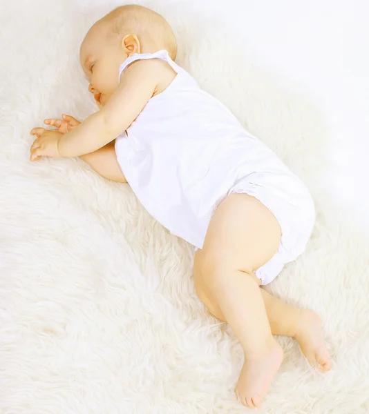 Bambino dormire a letto — Foto Stock