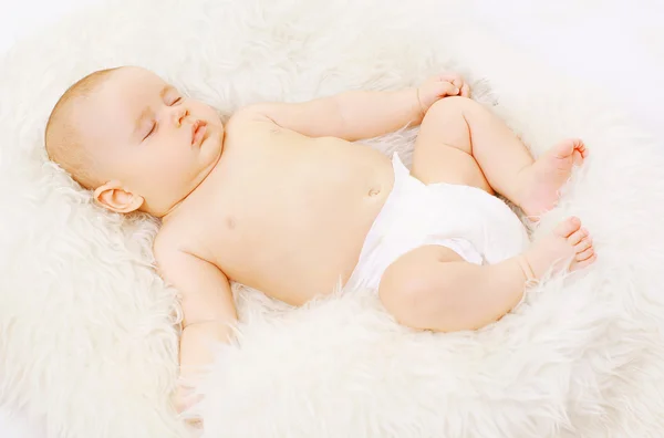 Söt baby sover — Stockfoto