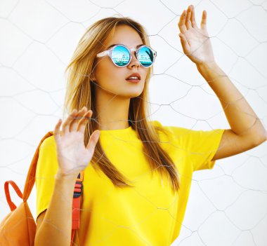 Moda, giysi ve insanlar kavramı - şık portre se