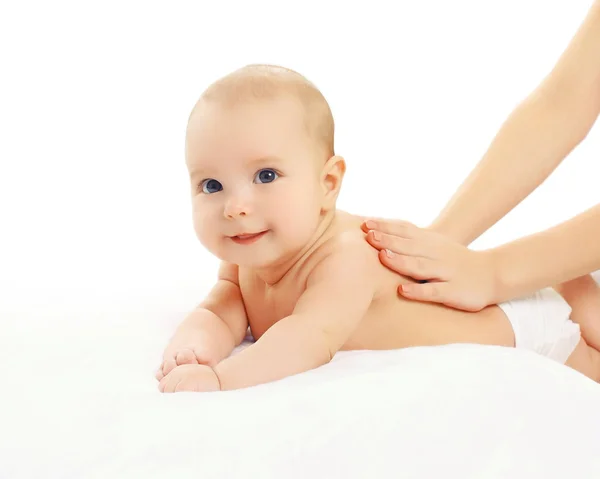 Lindo bebé masaje espalda, niño y concepto de salud Fotos de stock libres de derechos