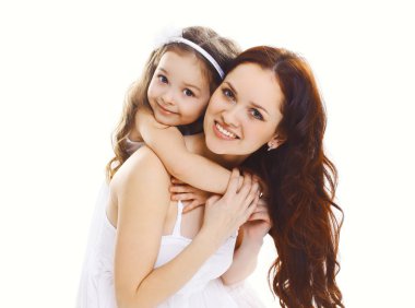 Mutlu anne ve kızı birlikte portresi