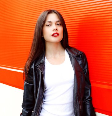 Fashion portrait of sexy beautiful brunette woman with red lipst