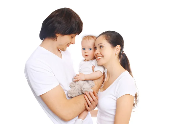 Feliz familia joven juntos, madre y padre con el bebé en un wh — Foto de Stock