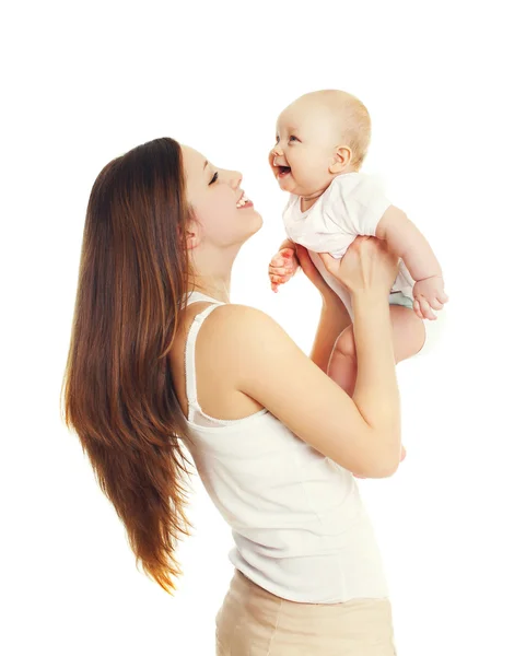 Feliz sorrindo mãe e bebê brincando no fundo branco — Fotografia de Stock