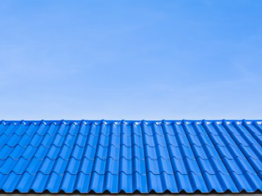 Mavi çinileri ile bir çatı üst