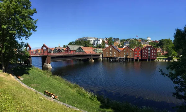Trondheim Norge Juli 2018 Panoramautsikt Över Gamla Stan Trondheim Med — Stockfoto