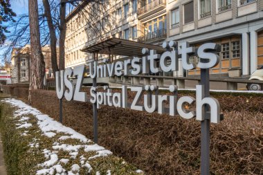 Zürih, İsviçre - 10 Ocak 2021: Zürih Üniversitesi Hastanesi İsviçre 'deki beş üniversite hastanesinden biridir.