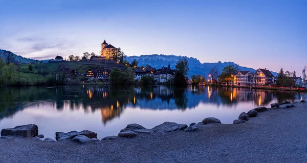 ヴェルデンバーグ Werdenberg サンガレンの東スイス カントンに歴史的な町の認証を受けた町である スイスで一番小さい町です — ストック写真