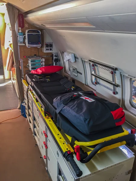 Zürich Zwitserland November 2018 Interieur Van Zwitserse Luchtambulance Rega Reddingsvliegtuig — Stockfoto