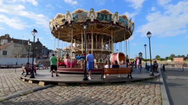 Honfleur Francja Lipca 2021 Karuzela Dla Dzieci Porcie Honfleur Francuska — Wideo stockowe