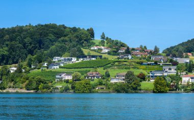 Arosa, İsviçre Alpleri 'nde Graubunden kantonu içinde yer alan pitoresk bir dağ kasabasıdır.