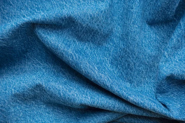 ブルージーンズコットン生地しわ効果デニムテクスチャ背景 ジャン折りたたみしわの表面パターンを作成します 孤立した織フラネル Linen Yarn Blanket — ストック写真